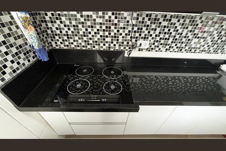 Apartamento à venda com 100m², 2 quartos e 1 vaga Apartamento à venda com 100m², 2 quartos e 1 vagaCozinha