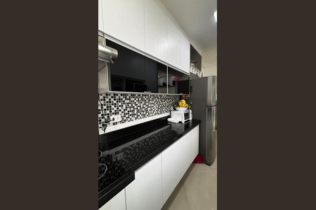 Apartamento à venda com 100m², 2 quartos e 1 vaga Apartamento à venda com 100m², 2 quartos e 1 vagaCozinha