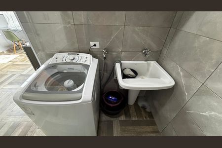Apartamento à venda com 100m², 2 quartos e 1 vaga Apartamento à venda com 100m², 2 quartos e 1 vagaCobertura - Area de Serviço