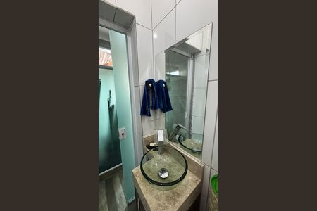 Apartamento à venda com 100m², 2 quartos e 1 vaga Apartamento à venda com 100m², 2 quartos e 1 vagaCobertura - Banheiro