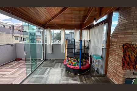 Apartamento à venda com 100m², 2 quartos e 1 vaga Apartamento à venda com 100m², 2 quartos e 1 vagaCobertura