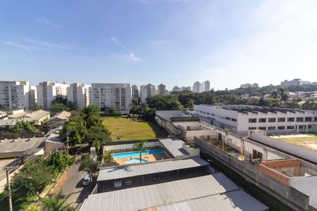 Quarto 1 vista de apartamento para alugar com 2 quartos, 37m² em Vila Isa, São Paulo