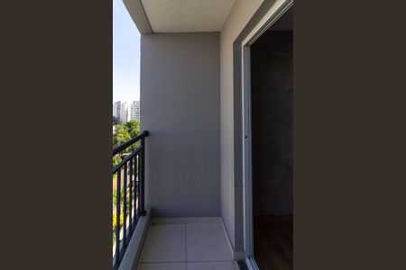 Apartamento para alugar com 37m², 2 quartos e sem vaga Apartamento para alugar com 37m², 2 quartos e sem vagaVaranda