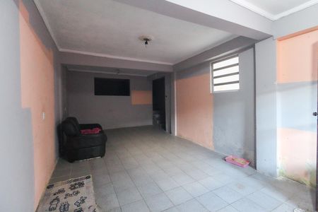 Casa à venda com 300m², 3 quartos e 3 vagas Casa à venda com 300m², 3 quartos e 3 vagasSalão