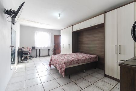 Casa à venda com 300m², 3 quartos e 3 vagas Casa à venda com 300m², 3 quartos e 3 vagasQuarto 1