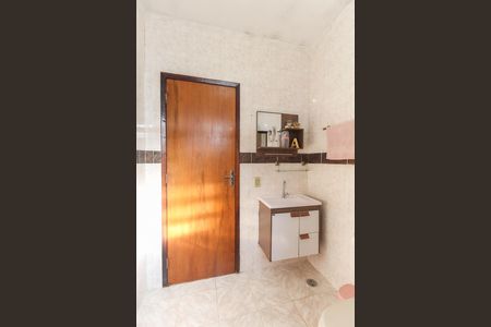 Casa à venda com 300m², 3 quartos e 3 vagas Casa à venda com 300m², 3 quartos e 3 vagasBanheiro