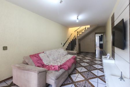 Sala de casa à venda com 3 quartos, 300m² em Cidade Líder, São Paulo