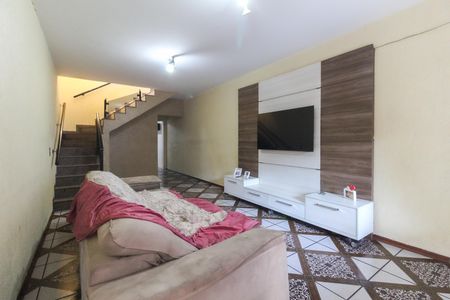 Sala de casa à venda com 3 quartos, 300m² em Cidade Líder, São Paulo