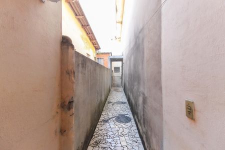 Casa à venda com 300m², 3 quartos e 3 vagas Casa à venda com 300m², 3 quartos e 3 vagasCorredor Externo