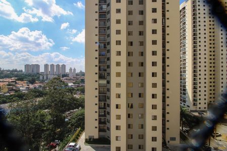 Vista Quarto 1 de apartamento à venda com 3 quartos, 75m² em Chácara Agrindus, Taboão da Serra
