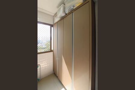 Apartamento à venda com 75m², 3 quartos e 1 vagaÁrea de Serviço