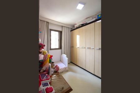 Apartamento à venda com 75m², 3 quartos e 1 vagaQuarto 2