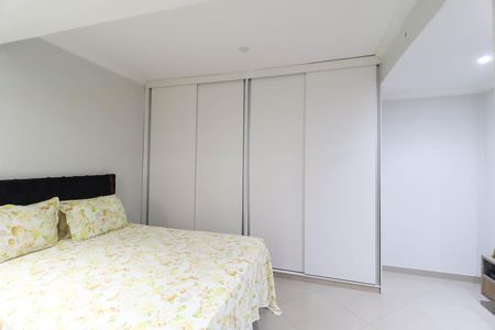 Casa à venda com 300m², 2 quartos e 1 vagaSuíte 1