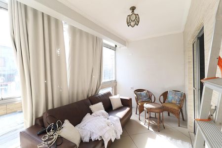 Área de casa à venda com 2 quartos, 300m² em Jardim Modelo, São Paulo