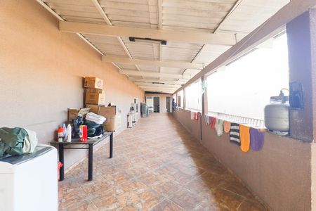 Casa à venda com 300m², 2 quartos e 1 vagaÁrea de serviço e Terraço