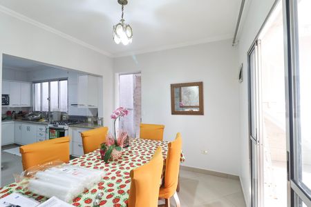 Sala de jantar de casa à venda com 2 quartos, 300m² em Jardim Modelo, São Paulo