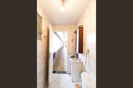 Casa à venda com 300m², 2 quartos e 1 vagaBanheiro