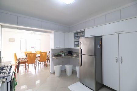 Casa à venda com 300m², 2 quartos e 1 vagaCozinha
