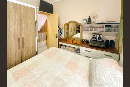 Casa para alugar com 100m², 2 quartos e 1 vagaQuarto 1