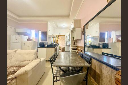 Casa para alugar com 100m², 2 quartos e 1 vagaSala de Jantar