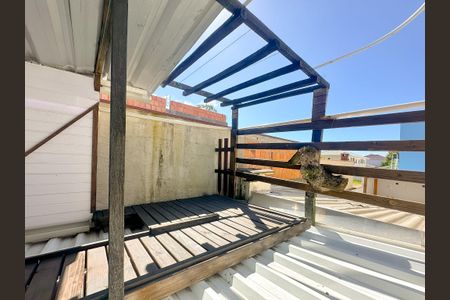 Casa para alugar com 100m², 2 quartos e 1 vagaÁrea externa