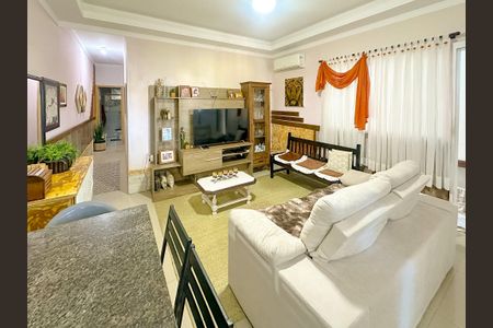 Casa para alugar com 100m², 2 quartos e 1 vagaSala de TV