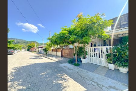 Casa para alugar com 100m², 2 quartos e 1 vagaVista da Rua