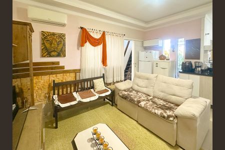 Casa para alugar com 100m², 2 quartos e 1 vagaSala de TV