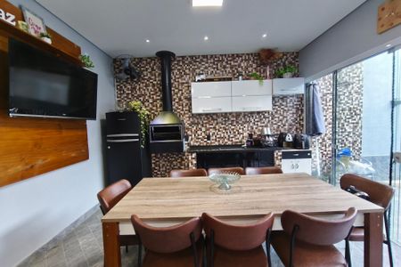 Casa à venda com 200m², 3 quartos e 2 vagasÁrea gourmet