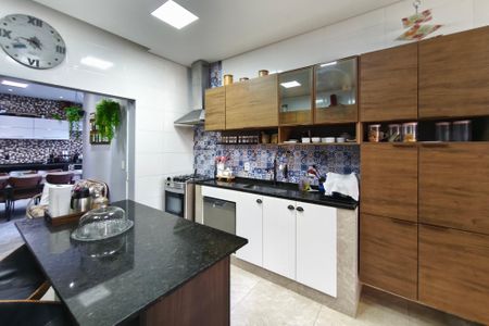 Casa à venda com 200m², 3 quartos e 2 vagasCozinha