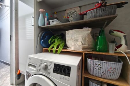 Casa à venda com 200m², 3 quartos e 2 vagasÁrea de Serviço