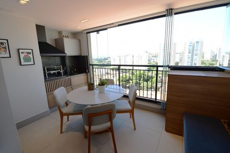 Apartamento à venda com 68m², 2 quartos e 2 vagasVaranda gourmet