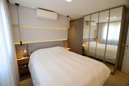 Apartamento à venda com 68m², 2 quartos e 2 vagasQuarto 2 - Suíte