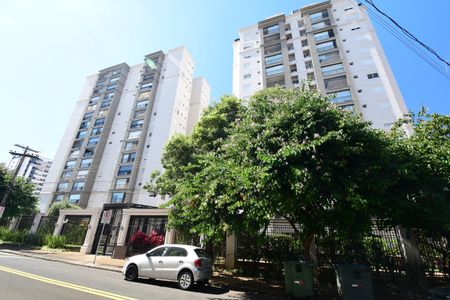 Apartamento à venda com 68m², 2 quartos e 2 vagasFachada e portaria