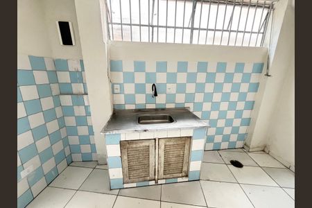 Cozinha  de casa para alugar com 1 quarto, 25m² em Vila Santa Maria, São Paulo