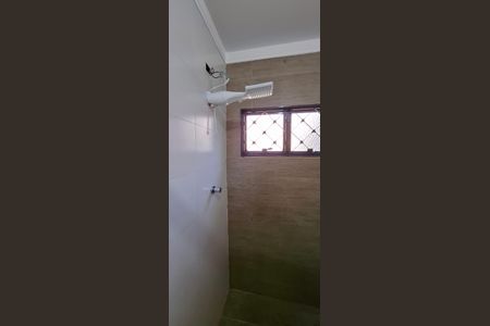 Casa para alugar com 230m², 3 quartos e 4 vagasBanheiro
