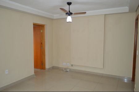 Casa para alugar com 230m², 3 quartos e 4 vagasSala