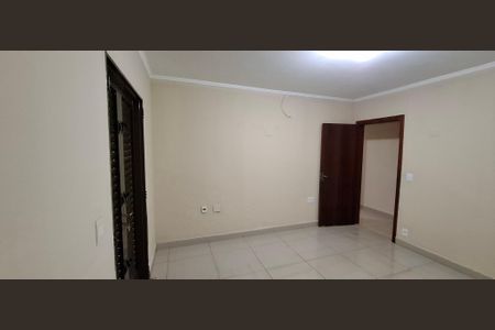 Casa para alugar com 230m², 3 quartos e 4 vagasQuarto 1