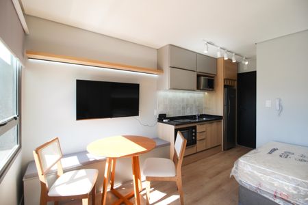 Studio para alugar com 25m², 1 quarto e sem vagaSuíte 