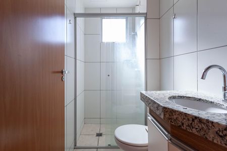 Apartamento à venda com 50m², 2 quartos e 1 vaga Apartamento à venda com 50m², 2 quartos e 1 vagaBanheiro social