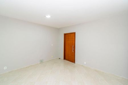 Casa para alugar com 100m², 2 quartos e sem vagaSala