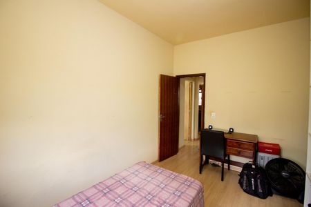 Casa à venda com 384m², 6 quartos e 2 vagasQuarto 3