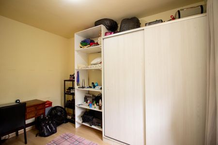 Casa à venda com 384m², 6 quartos e 2 vagasQuarto 3