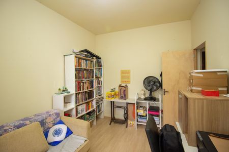 Casa à venda com 384m², 6 quartos e 2 vagasEscritório