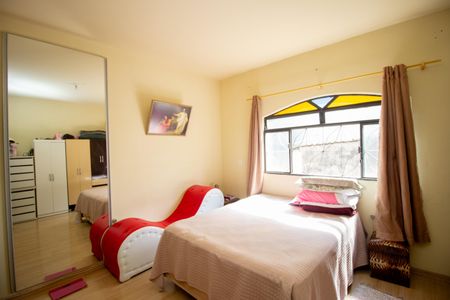 Casa à venda com 384m², 6 quartos e 2 vagasQuarto 1