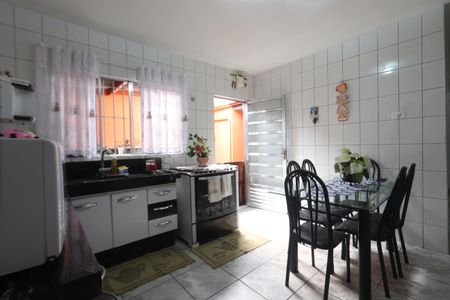 Casa à venda com 140m², 2 quartos e 3 vagasCozinha