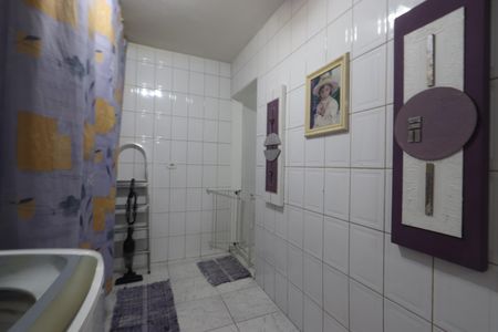 Casa à venda com 140m², 2 quartos e 3 vagasLavanderia