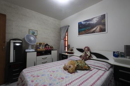 Casa à venda com 140m², 2 quartos e 3 vagasQuarto 2