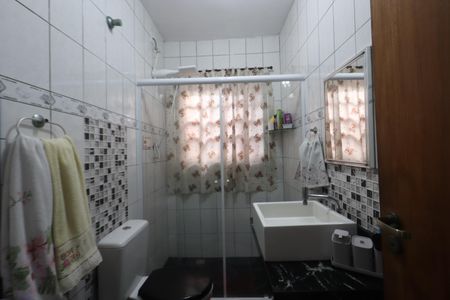 Casa à venda com 140m², 2 quartos e 3 vagasBanheiro Social
