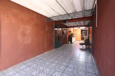 Casa à venda com 140m², 2 quartos e 3 vagasGaragem